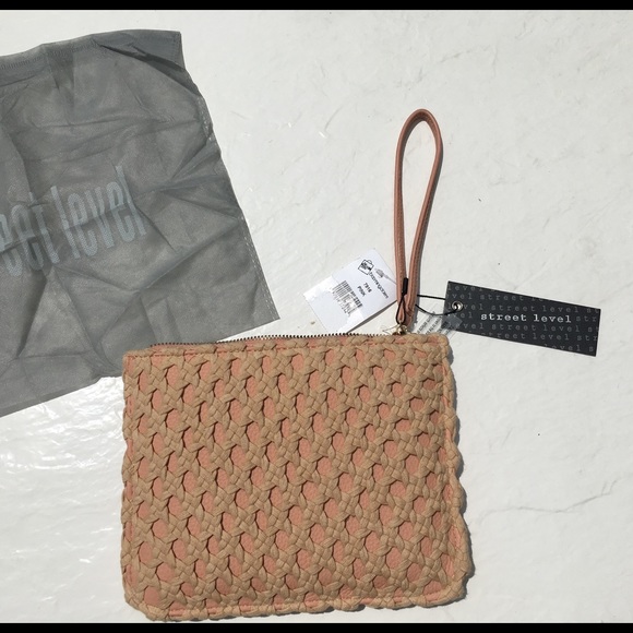 Street Level Women's Pink Wristlet with Dust Bag - Picture 2 of 7